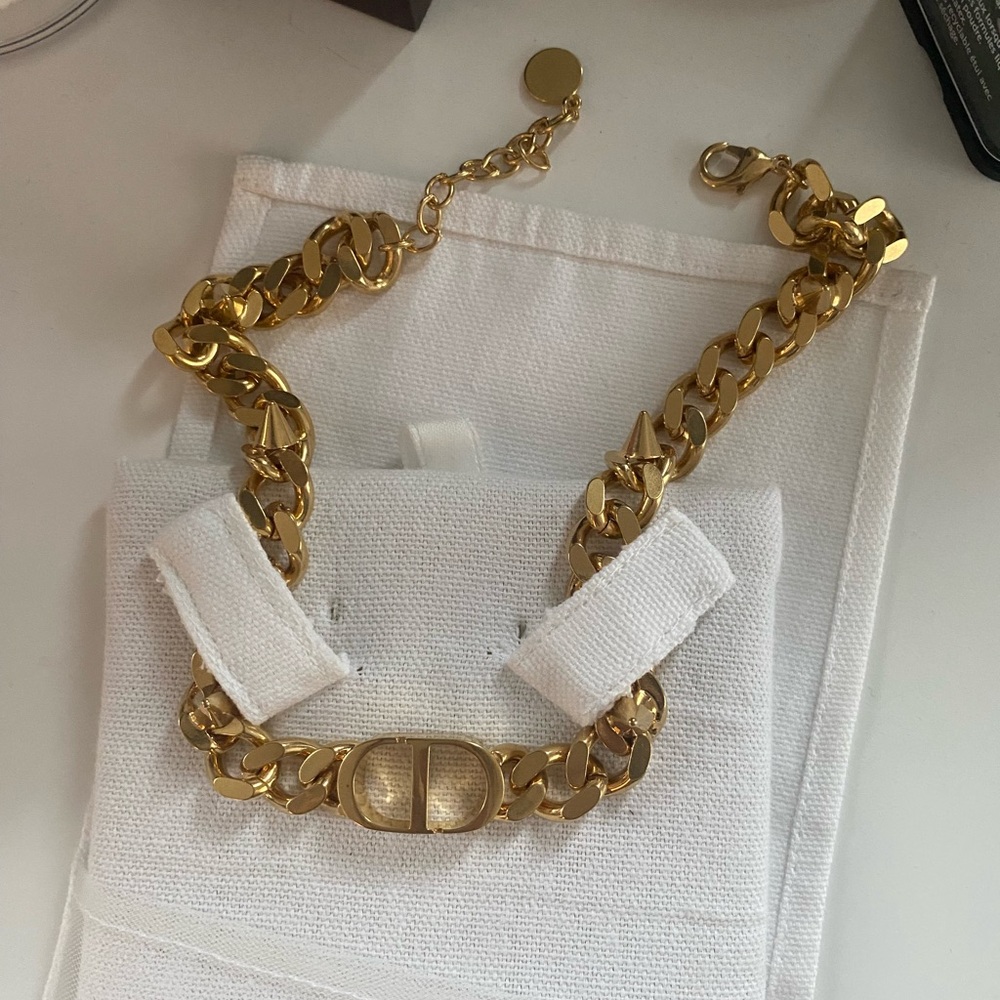 Dior Montaigne Gold Choker